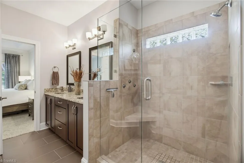 2704 Currieton Court Oak Ridge, NC 27310