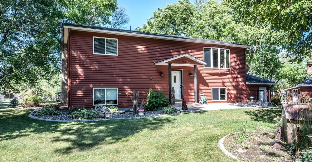 340 31st Street E Hastings, MN 55033