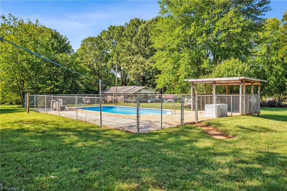 163 Lakewood Village Road Mocksville, NC 27028