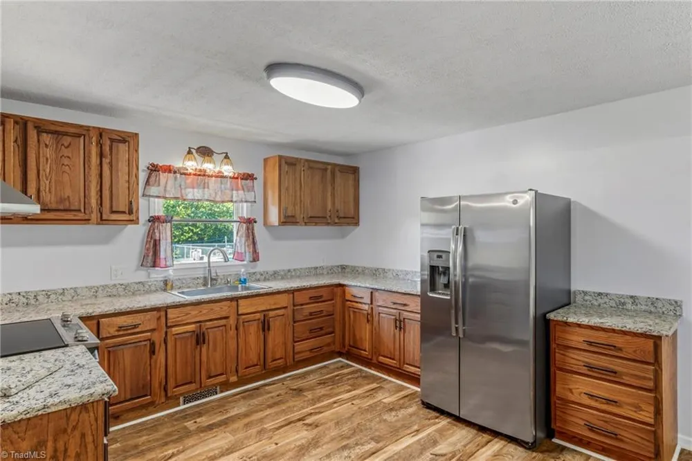 163 Lakewood Village Road Mocksville, NC 27028