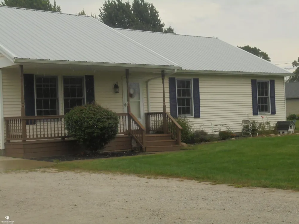 794 Cove Road Wales Township, MI 48027
