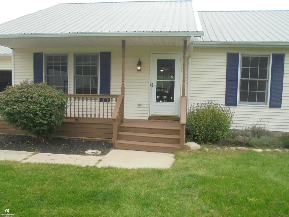 794 Cove Road Wales Township, MI 48027