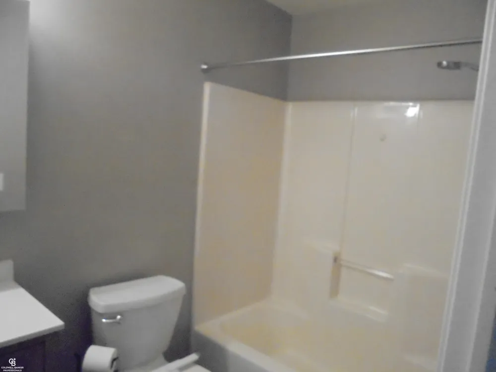794 Cove Road Wales Township, MI 48027