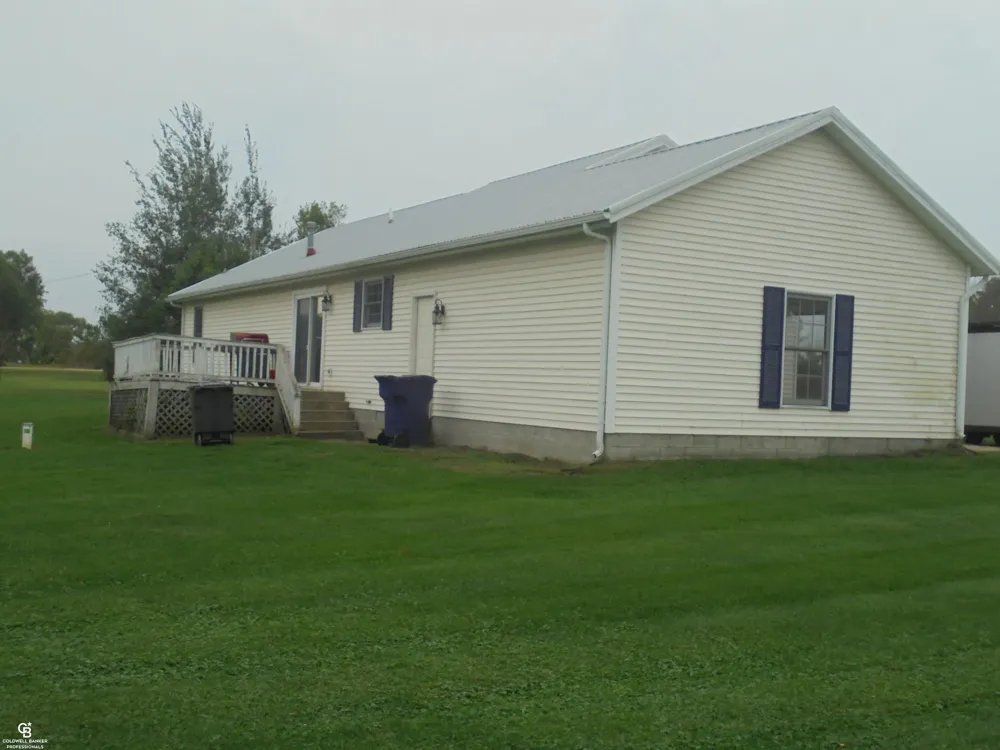 794 Cove Road Wales Township, MI 48027