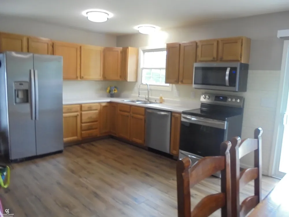 794 Cove Road Wales Township, MI 48027