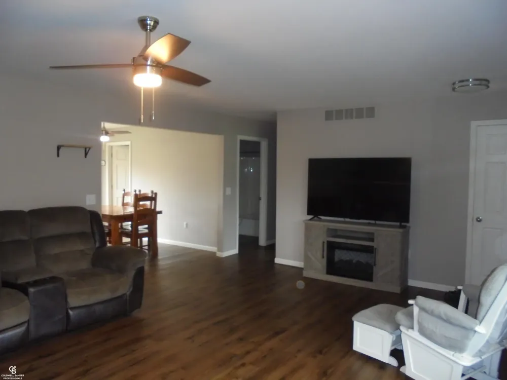 794 Cove Road Wales Township, MI 48027