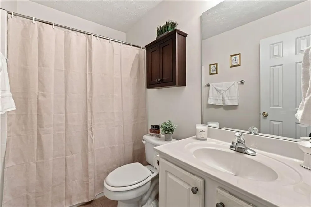 4057 Roslindale Lane Buford, GA 30519