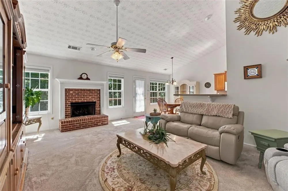 4057 Roslindale Lane Buford, GA 30519