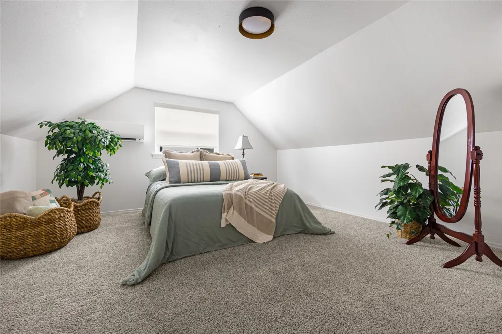 1537 Mapleton Drive Dallas, TX 75228