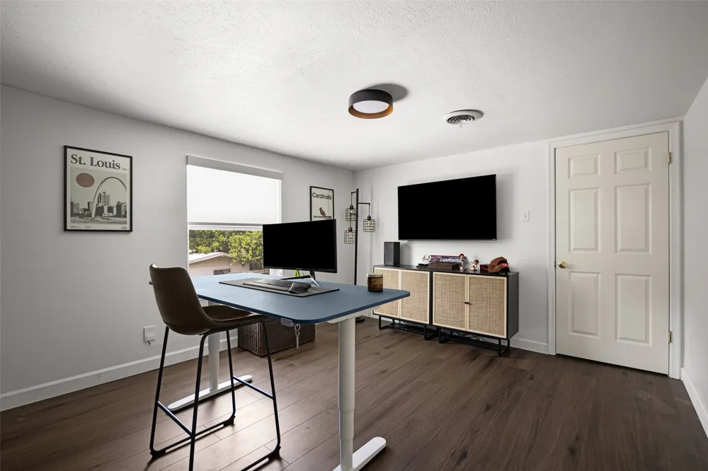 1537 Mapleton Drive Dallas, TX 75228