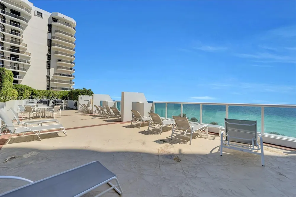 6365 Collins Ave #3906 Miami Beach, FL 33141