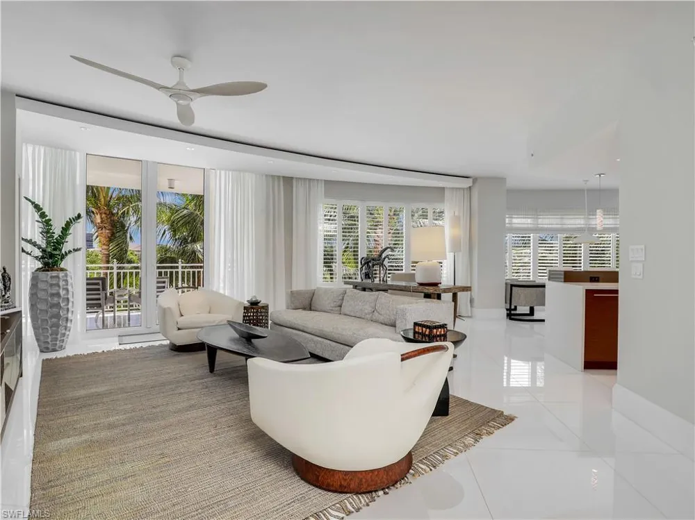 13665 Vanderbilt Drive #301 Naples, FL 34110