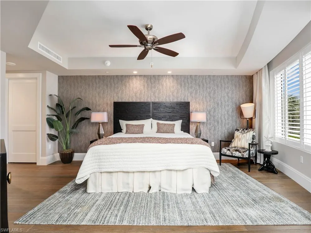 13665 Vanderbilt Drive #301 Naples, FL 34110