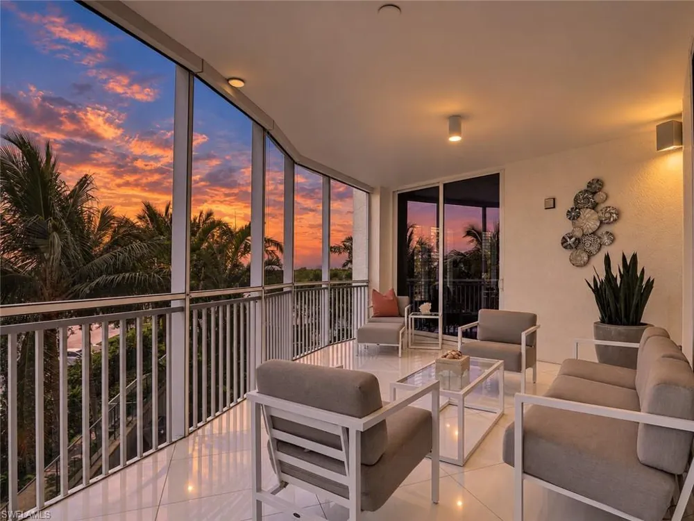 13665 Vanderbilt Drive #301 Naples, FL 34110