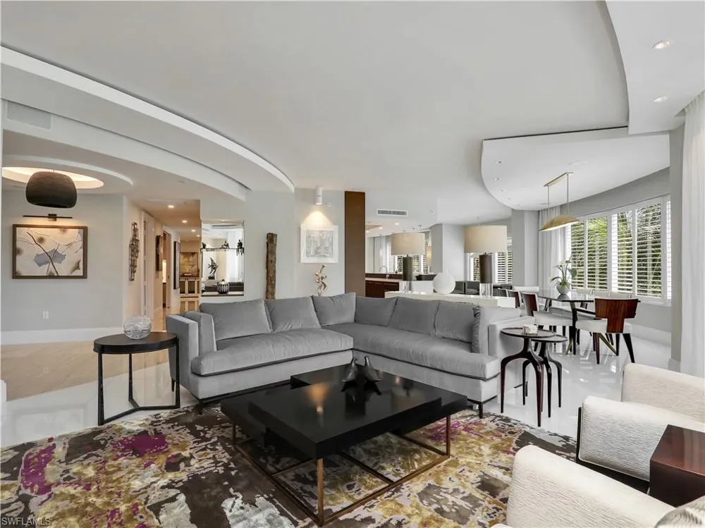 13665 Vanderbilt Drive #301 Naples, FL 34110