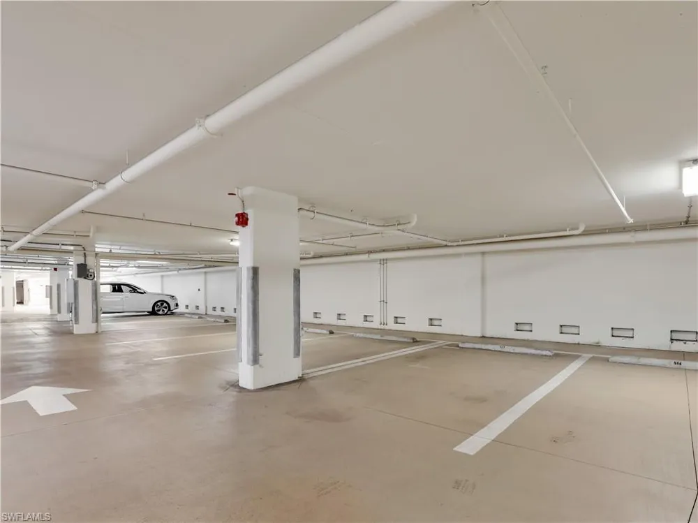 13665 Vanderbilt Drive #301 Naples, FL 34110