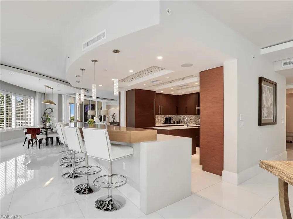 13665 Vanderbilt Drive #301 Naples, FL 34110