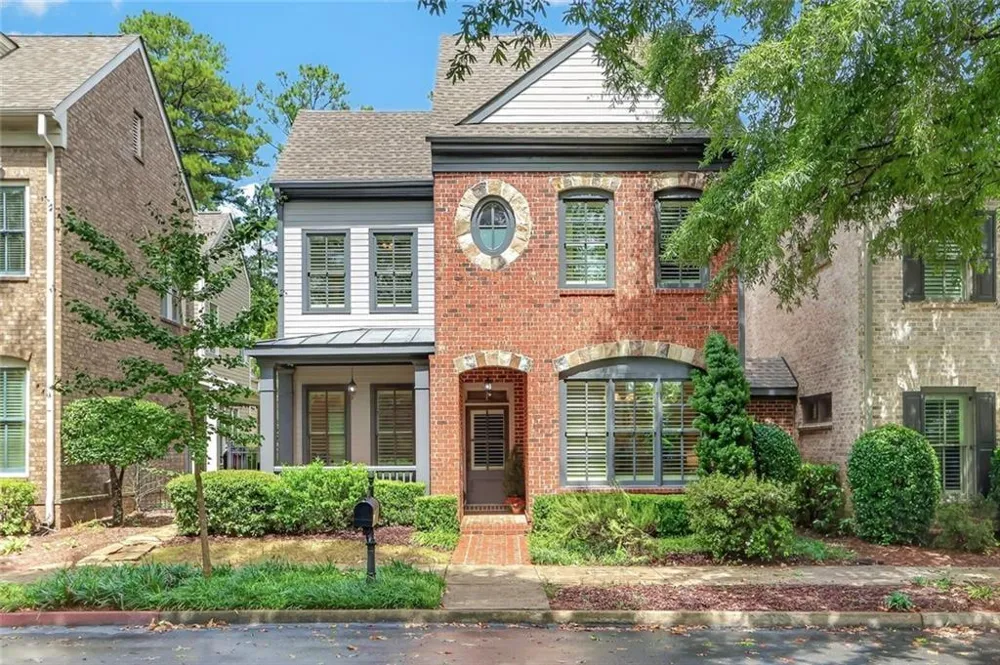 2058 Heathermere Way Roswell, GA 30075