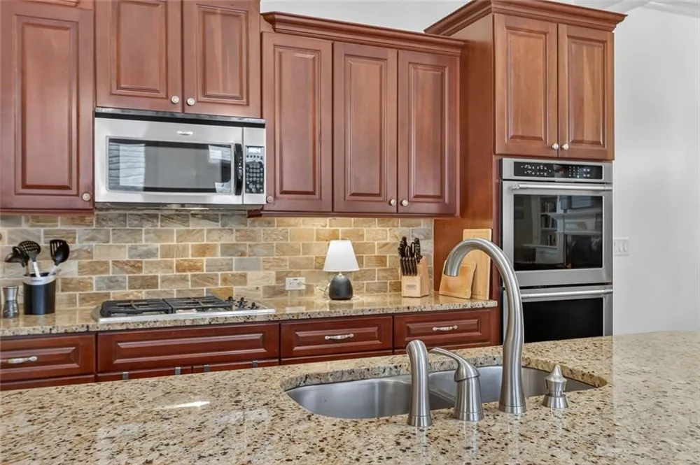 2058 Heathermere Way Roswell, GA 30075