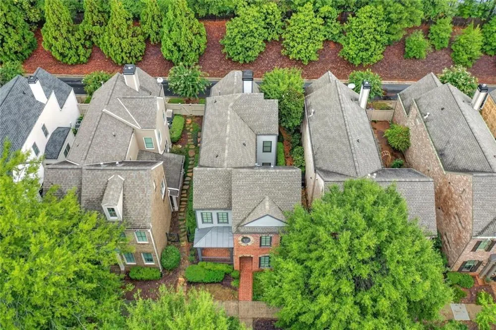 2058 Heathermere Way Roswell, GA 30075