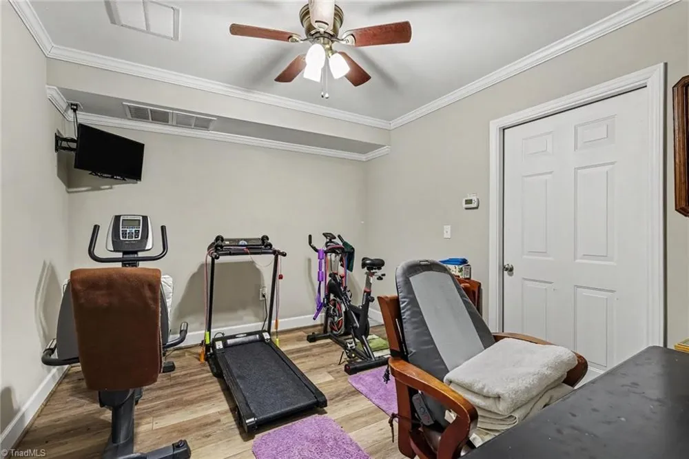 1601 Haddington Point Drive Kernersville, NC 27284