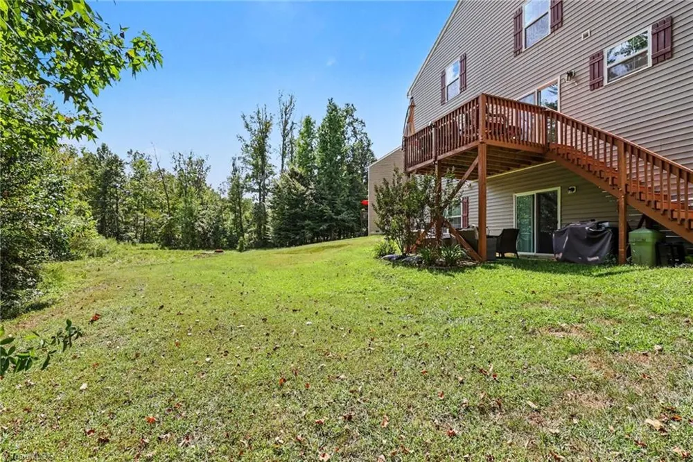1601 Haddington Point Drive Kernersville, NC 27284