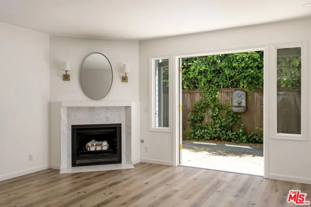 319 W Valerio Street #4 Santa Barbara, CA 93101