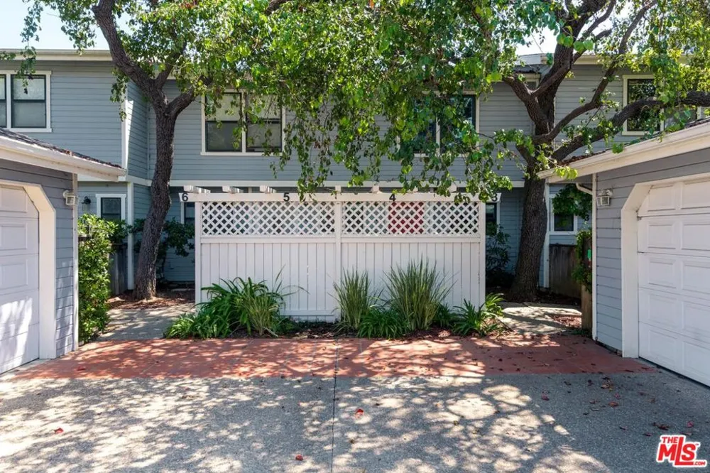319 W Valerio Street #4 Santa Barbara, CA 93101