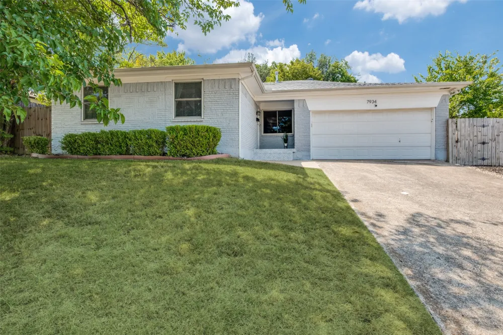 7934 Claremont Drive Dallas, TX 75228