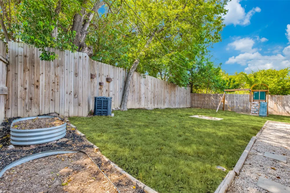 7934 Claremont Drive Dallas, TX 75228