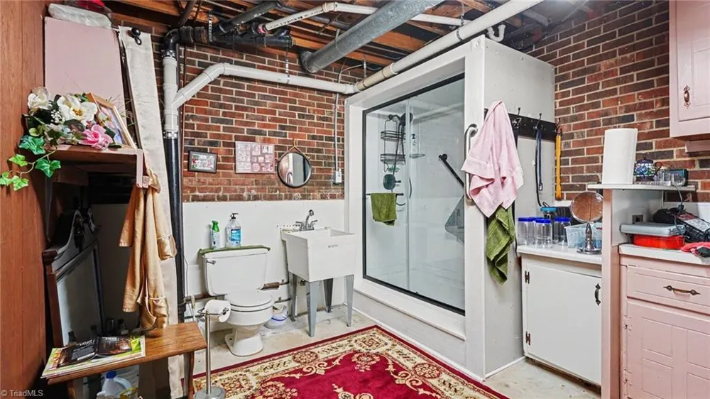 226 Barber Street Asheboro, NC 27203