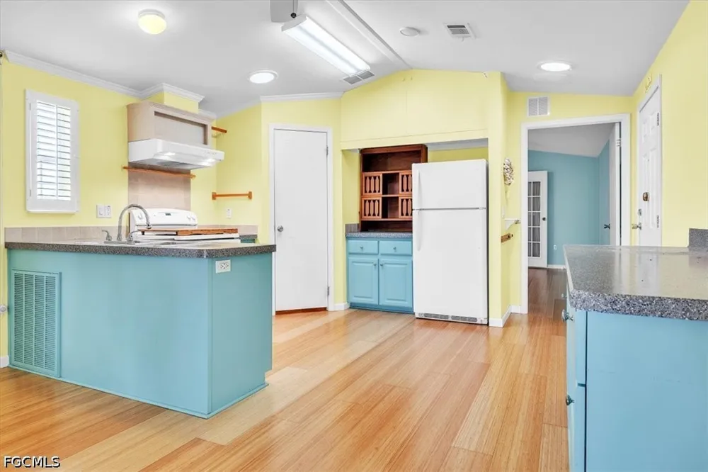 RIVERSIDE DRIVE #101 Punta Gorda, FL 33982