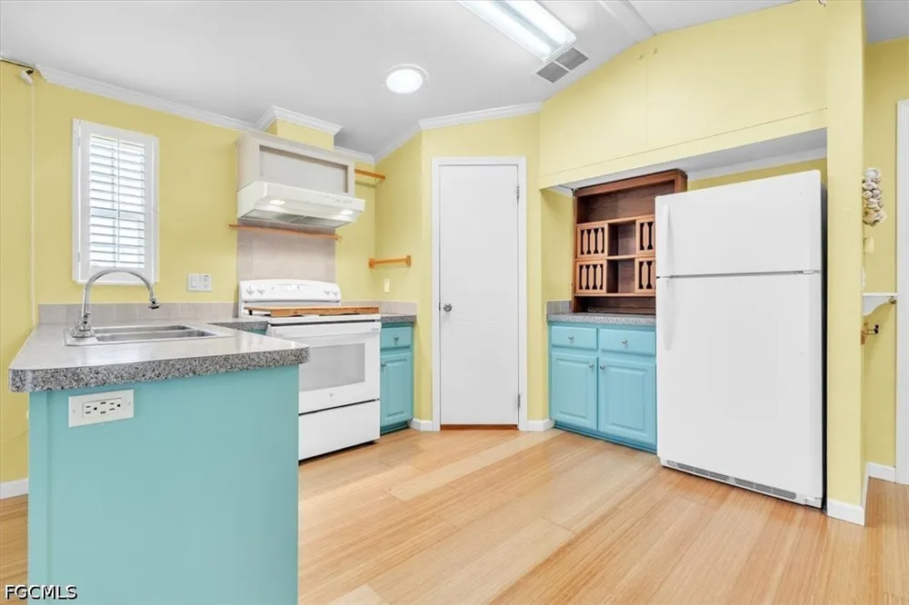 RIVERSIDE DRIVE #101 Punta Gorda, FL 33982