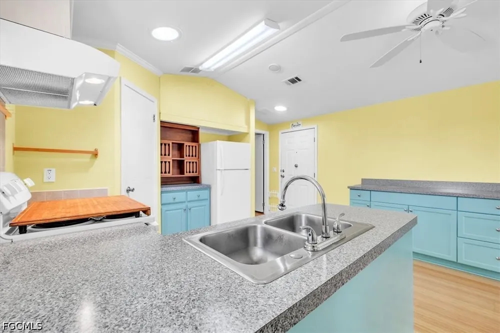 RIVERSIDE DRIVE #101 Punta Gorda, FL 33982