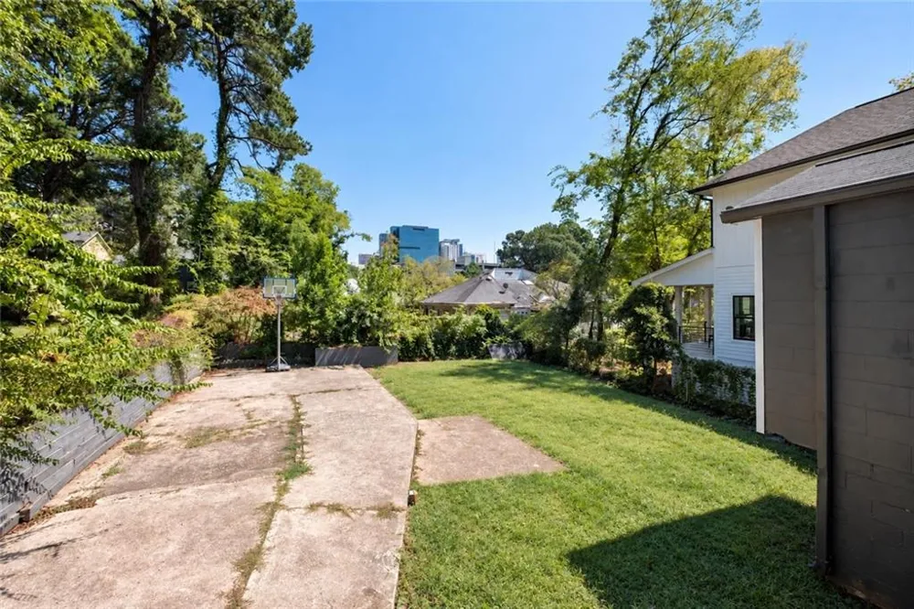 1103 Atlantic Drive NW Atlanta, GA 30318