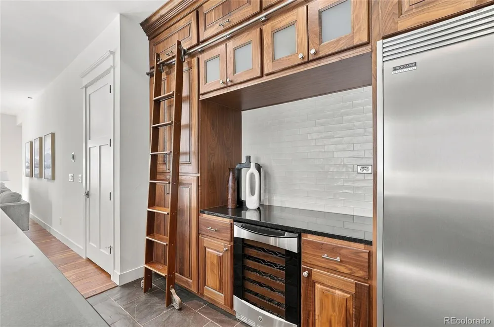 3275 S Logan Street Englewood, CO 80113