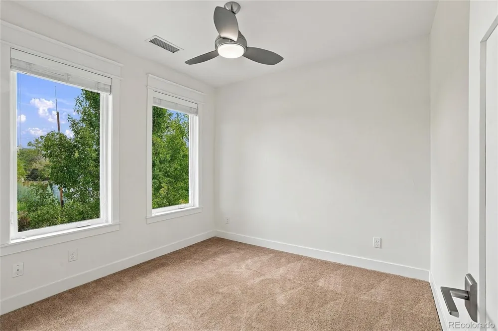 3275 S Logan Street Englewood, CO 80113