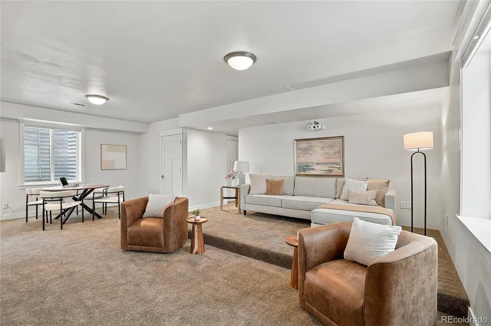 3275 S Logan Street Englewood, CO 80113
