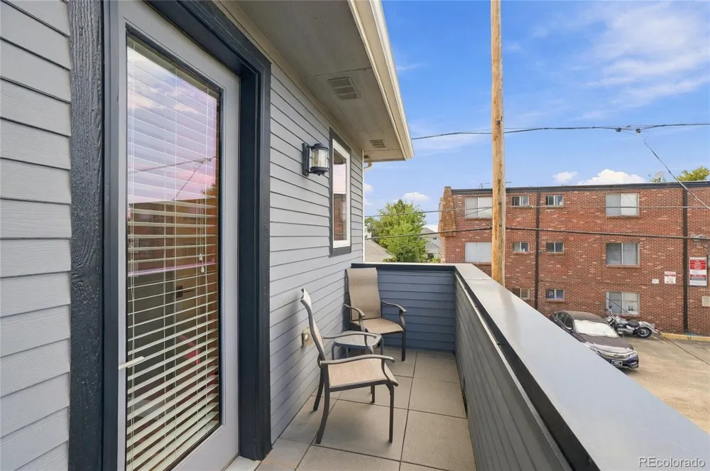 3275 S Logan Street Englewood, CO 80113