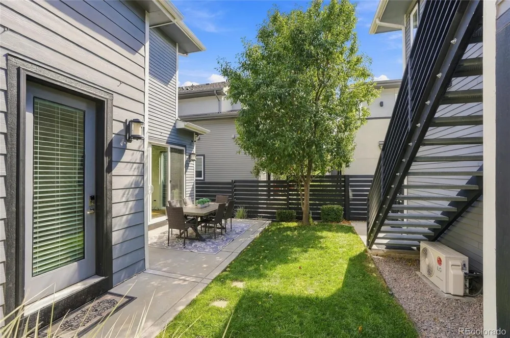 3275 S Logan Street Englewood, CO 80113