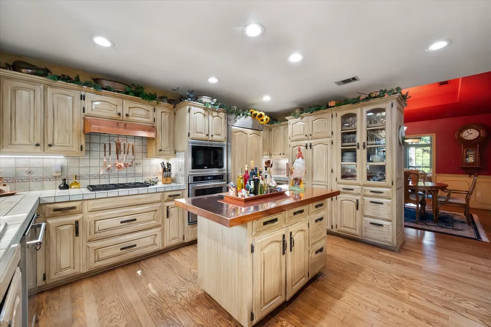 305 County Road 0008 Corsicana, TX 75110