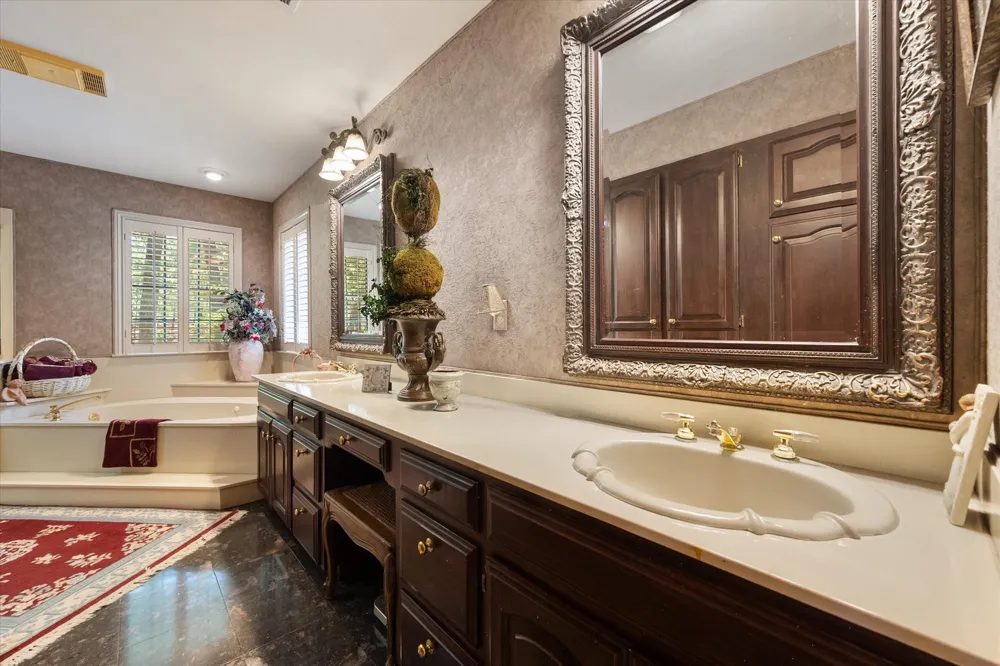 305 County Road 0008 Corsicana, TX 75110