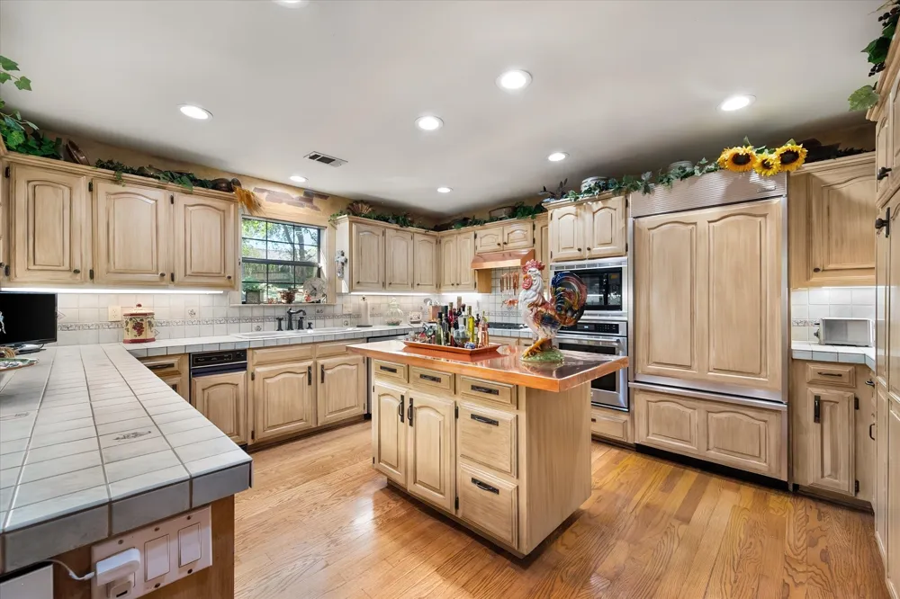 305 County Road 0008 Corsicana, TX 75110
