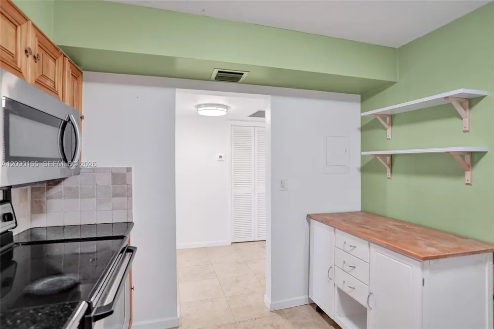 500 Three Islands Blvd #408 Hallandale Beach, FL 33009