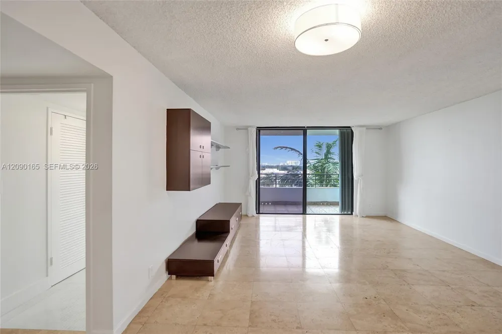 500 Three Islands Blvd #408 Hallandale Beach, FL 33009
