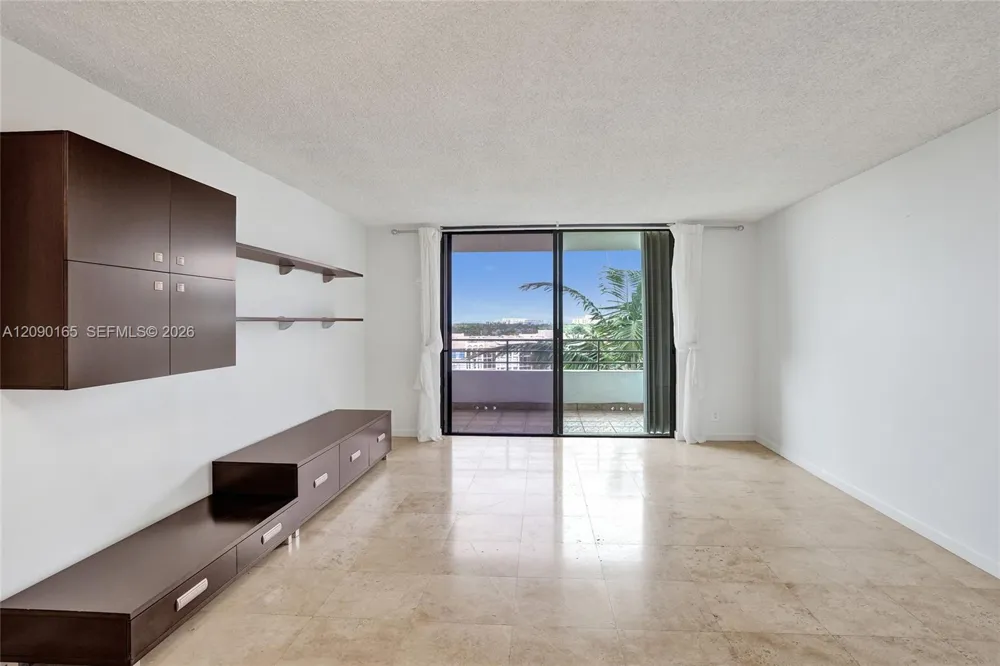 500 Three Islands Blvd #408 Hallandale Beach, FL 33009