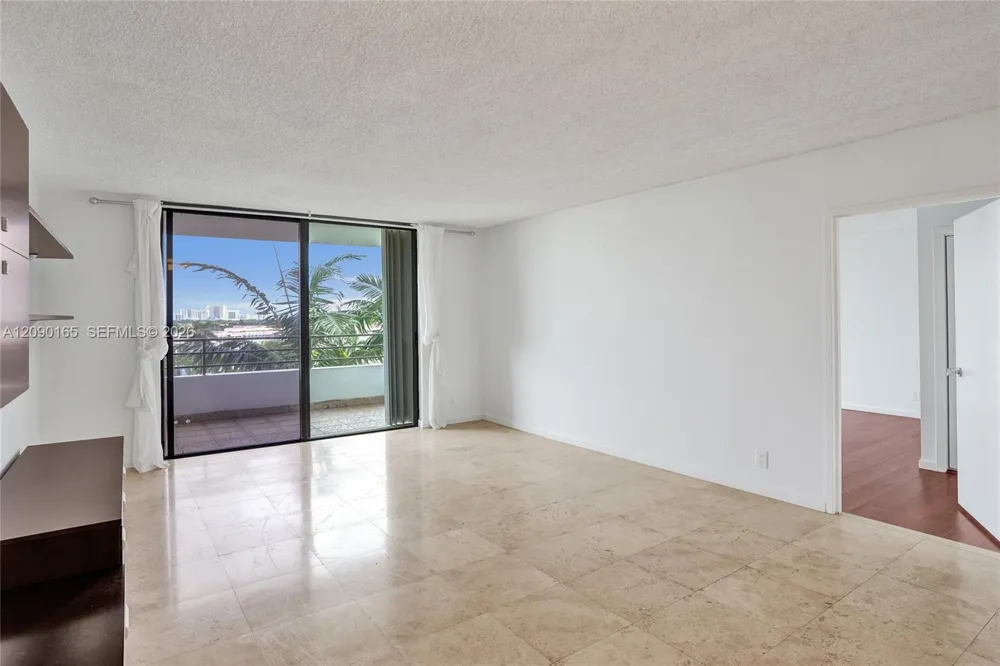 500 Three Islands Blvd #408 Hallandale Beach, FL 33009