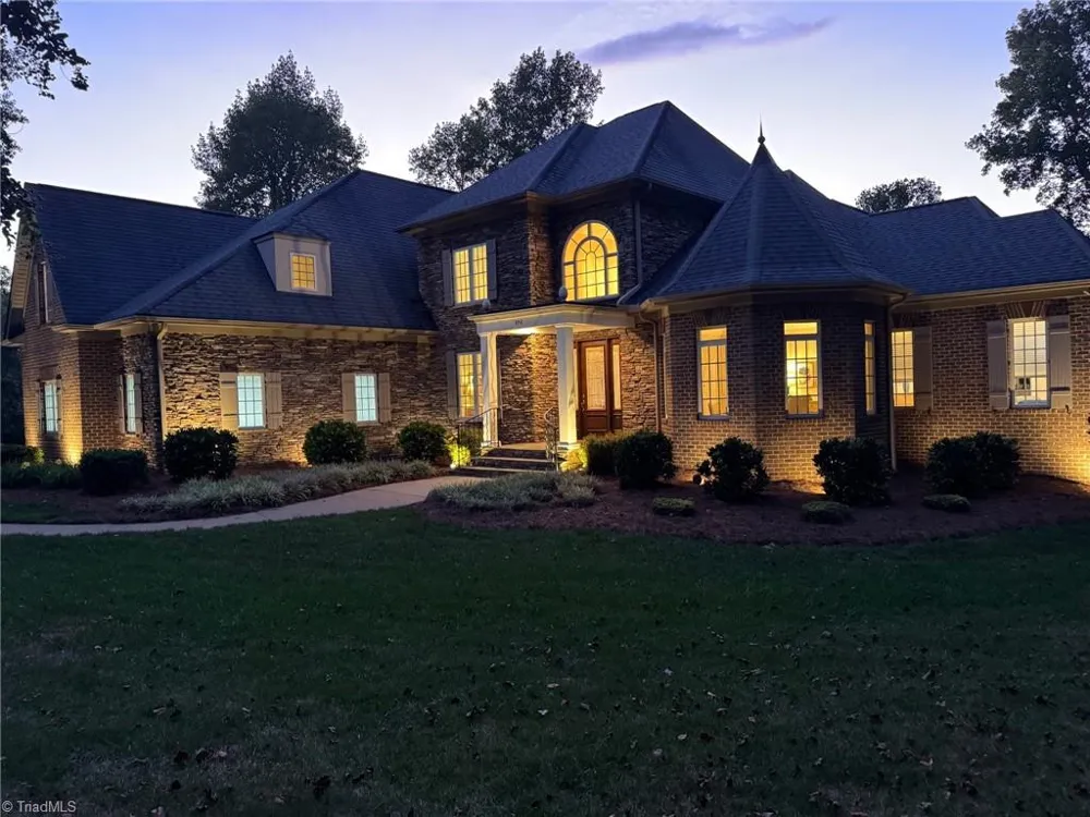 191 Wellsprings Court Pfafftown, NC 27040