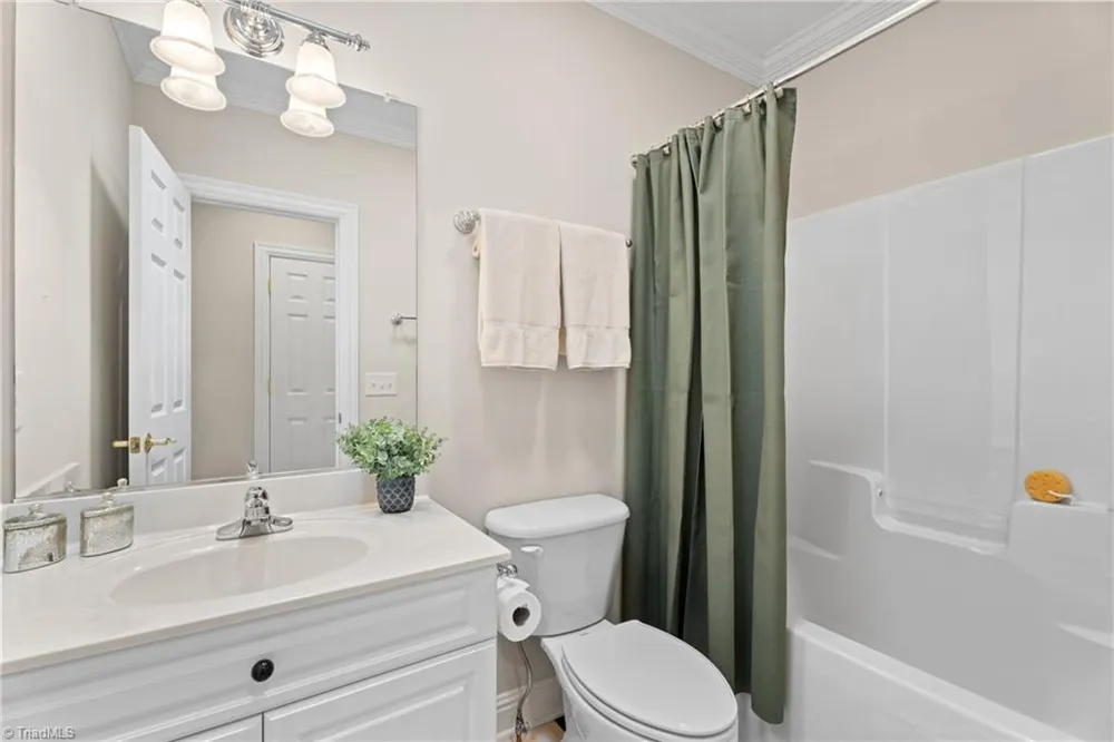 191 Wellsprings Court Pfafftown, NC 27040