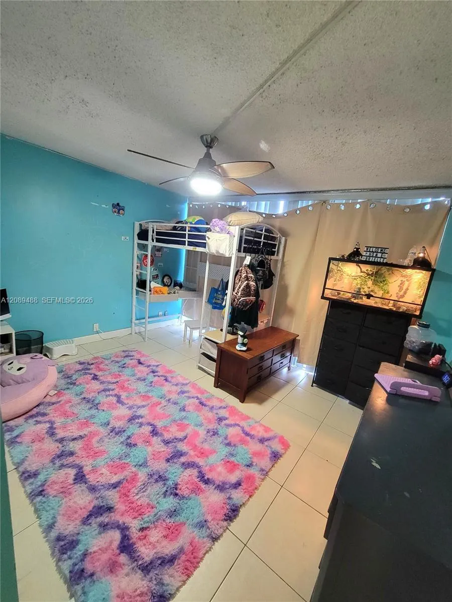 800 Parkview Dr #309 Hallandale Beach, FL 33009